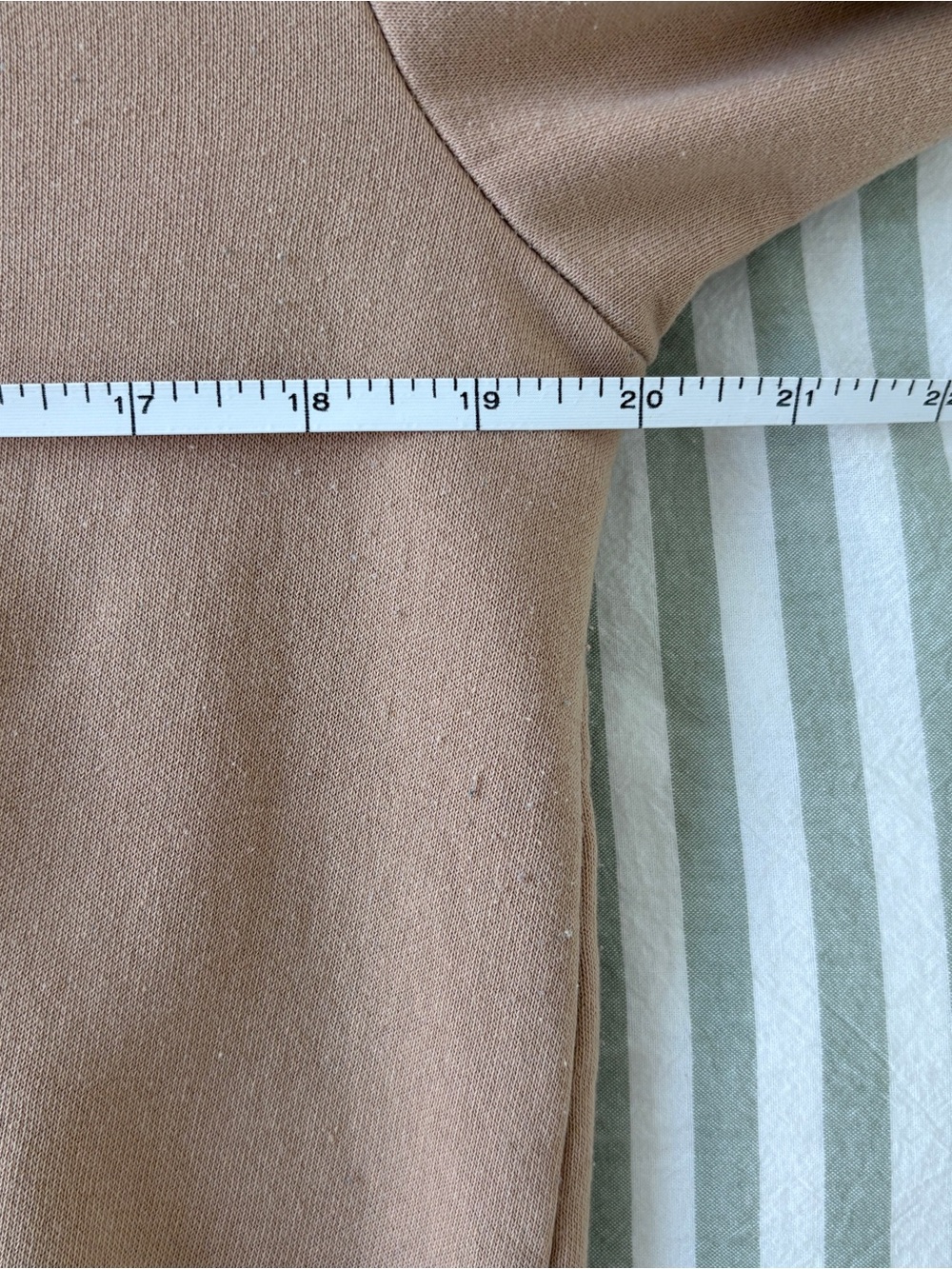 Brandy Melville Vintage Beige Hoodie - Picture 7 of 7